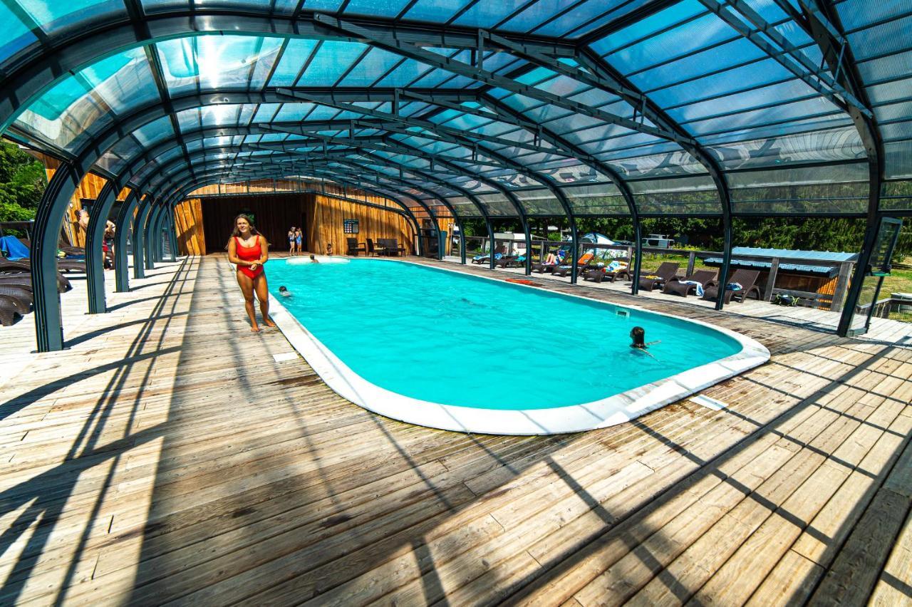 Camping Les Vernieres La Bourboule Sancy Zewnętrze zdjęcie